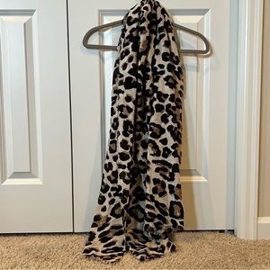 NORDSTROM BP leopard scarf